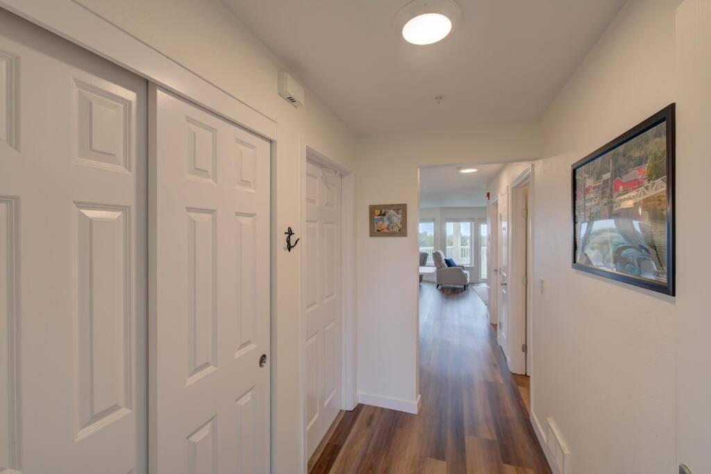 Beach Please-Updated Home With Ocean Views Long Beach Dış mekan fotoğraf